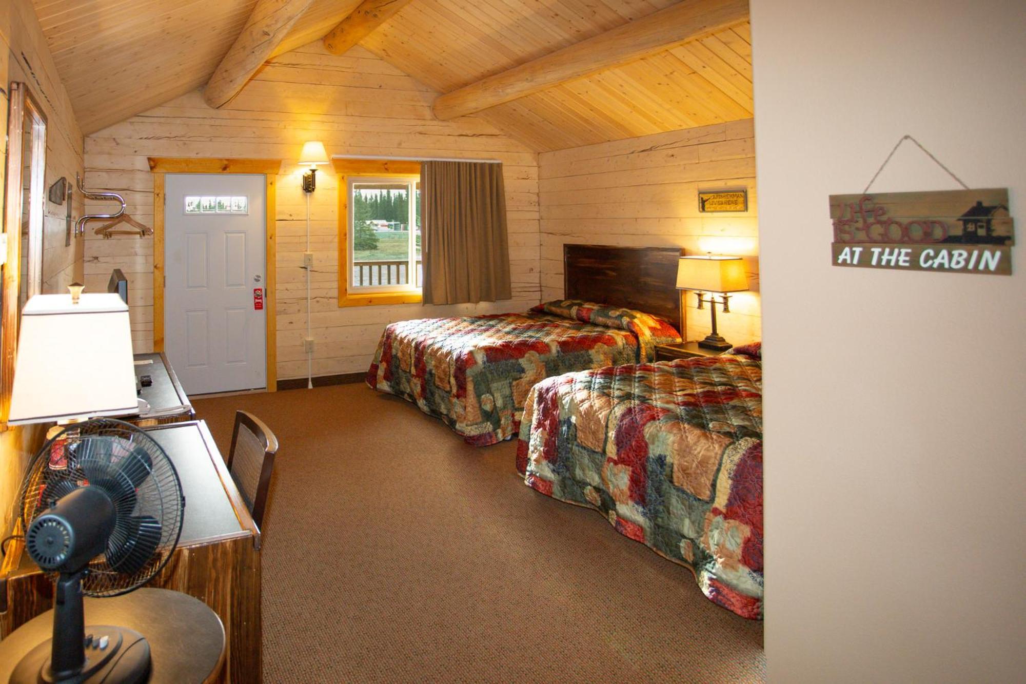 Young'S Motel Tok Exterior photo