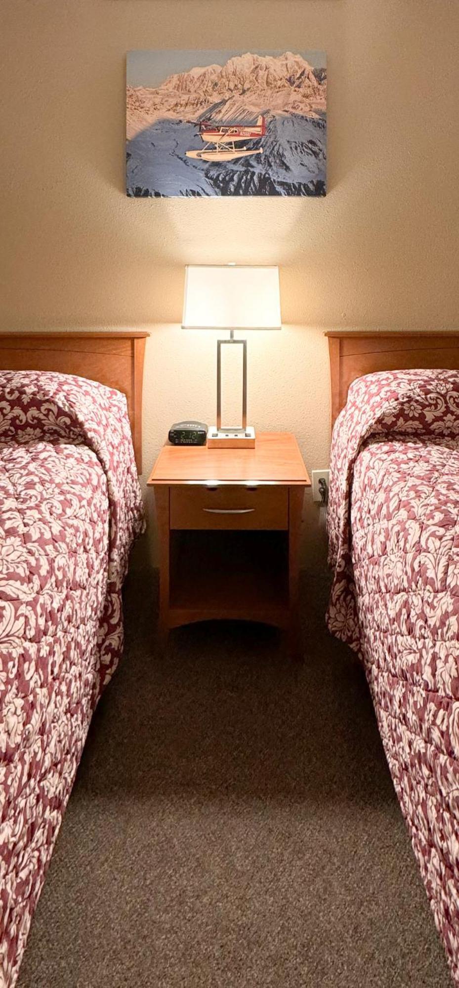 Young'S Motel Tok Exterior photo
